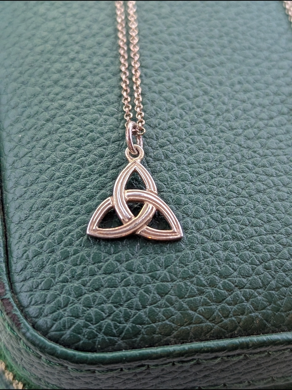 ✨ Sterling Silver Celtic Trinity Knot Necklace ✨